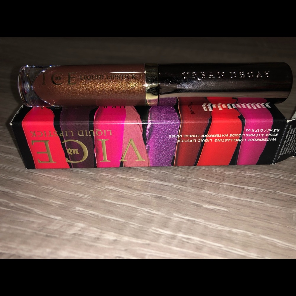 Matte Urban Decay Liquid Lipgloss